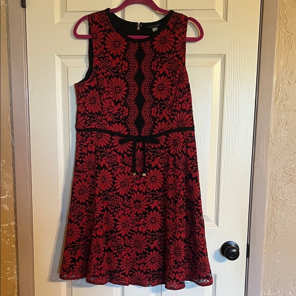 Tommy Hilfiger Dresses & Skirts - Tommy Hilfiger Red and Black Floral Fit-and-Flare Mini Dress